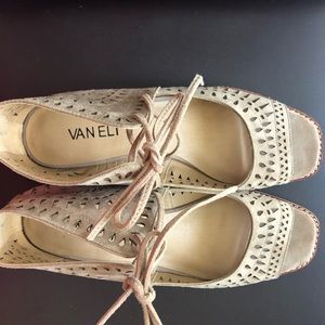 VANELi shoes